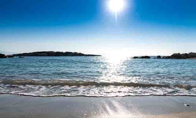 汽车全险是保险公司吗(车祸全责全险保险公司赔多少)